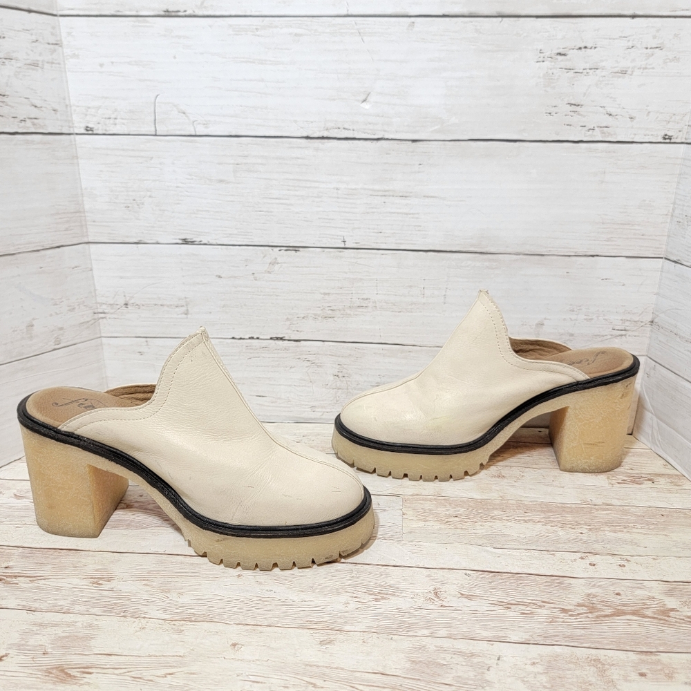 Free People James Mules - Picture 5 of 12